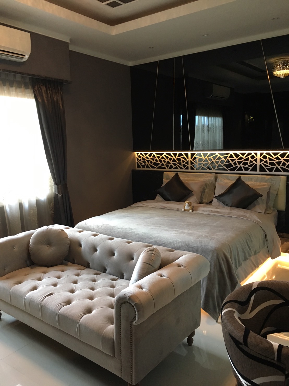 ออกแบบตกแต่งภายใน ตกแต่งภายใน บิ้วอิน เฟอร์นิเจอร์  IDO Interior Design  บ้าน คอนโด สำนักงาน